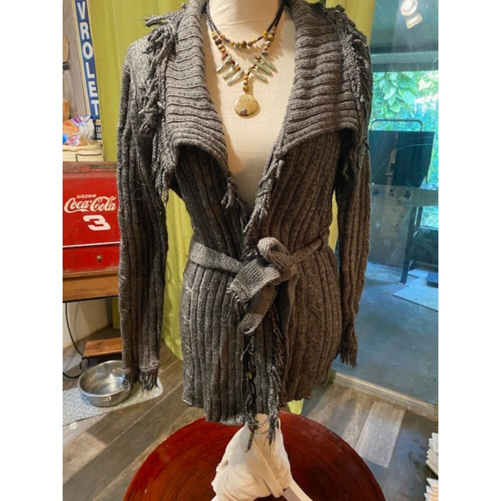 Heirloom Collectibles Cardigan M